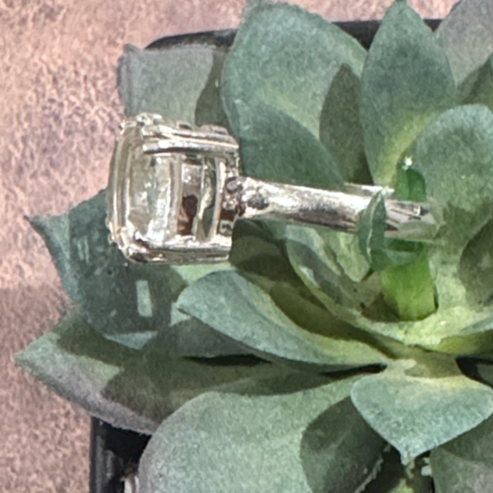 Round Silver Cz Solitaire Ring - image 5